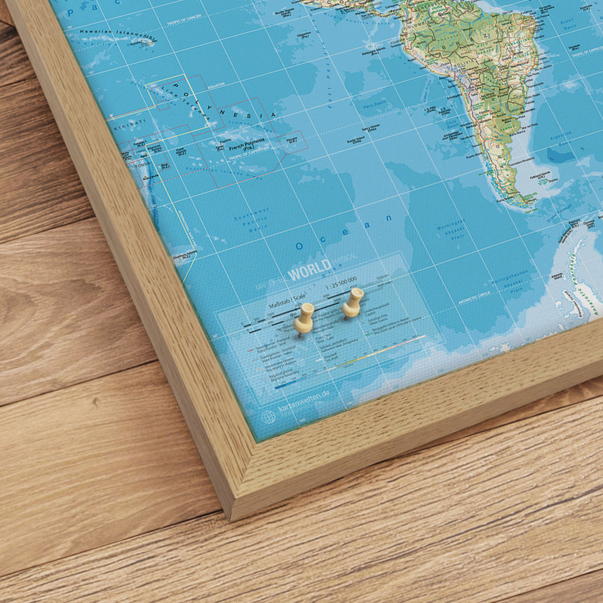 Verdenskort med egetræsramme - Classic - Opslagstavle - Incado