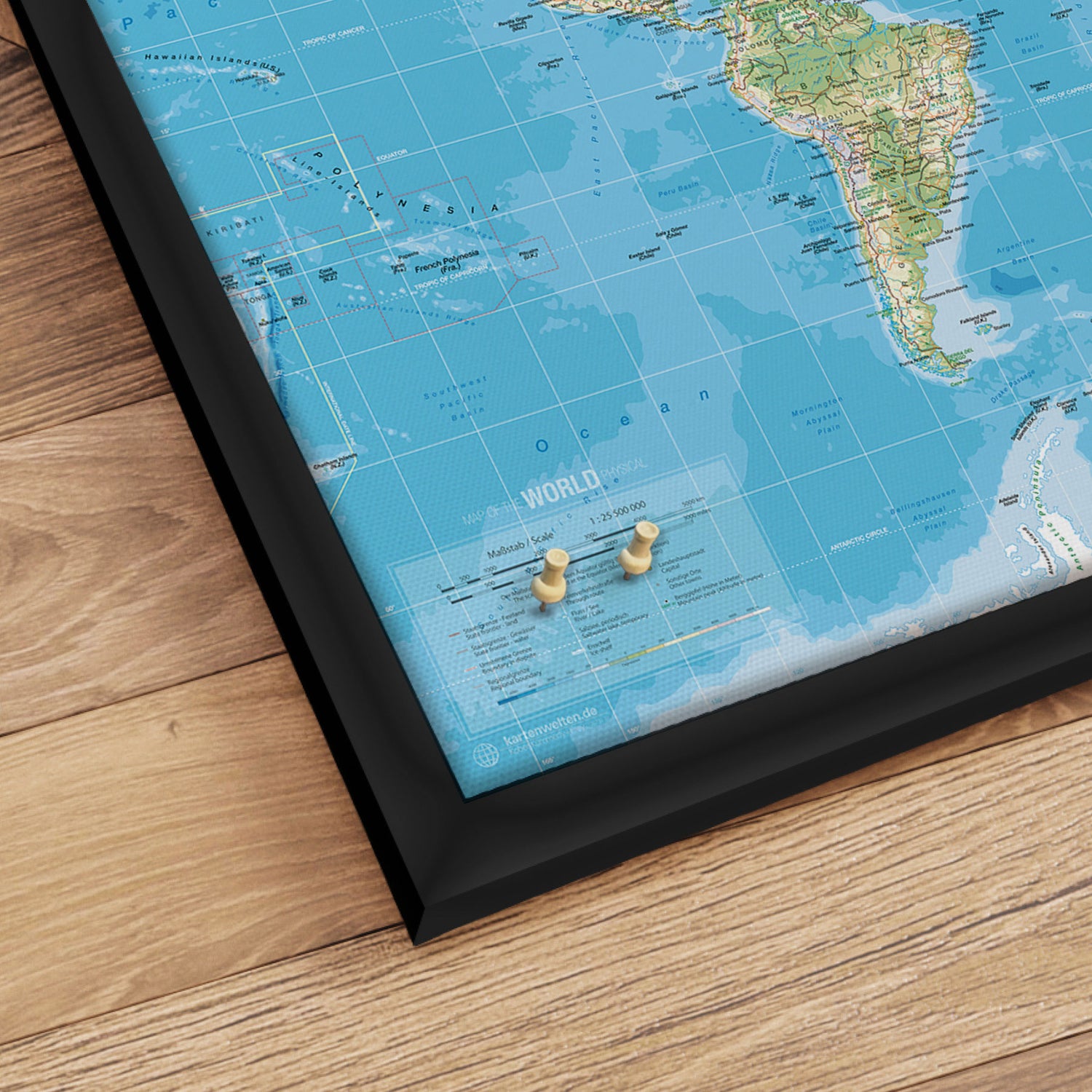 Verdenskort med sort ramme - Classic - Opslagstavle - Incado