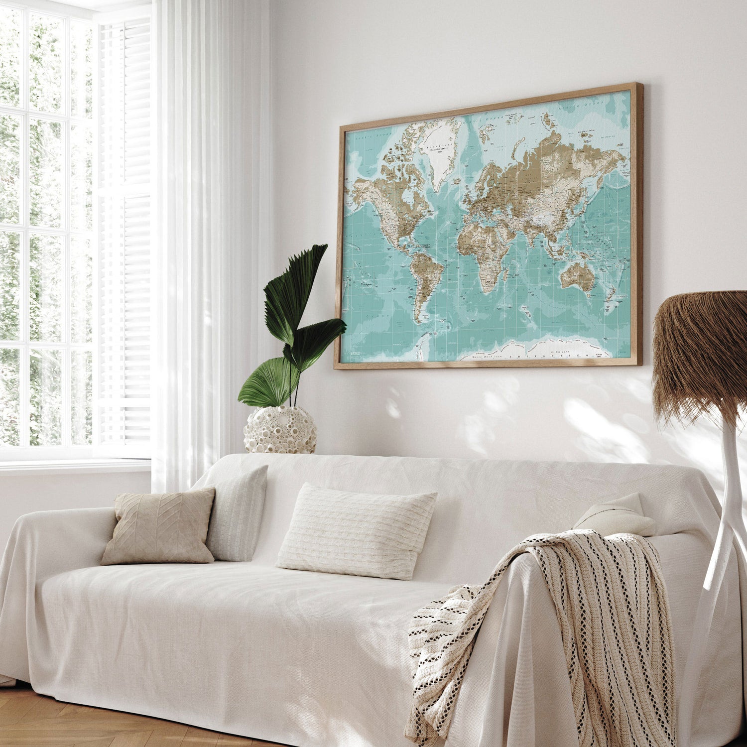 Verdenskort i egetræsramme - Winter - Opslagstavle - Incado