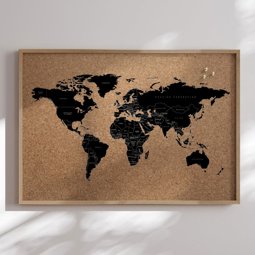 Verdenskort på kork med egetræsramme - Light - Opslagstavle - Incado