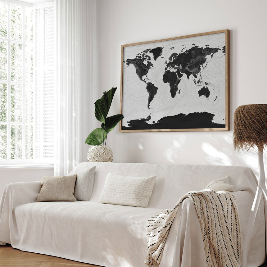 Verdenskort i egetræsramme - Grey Current - Opslagstavle - Incado