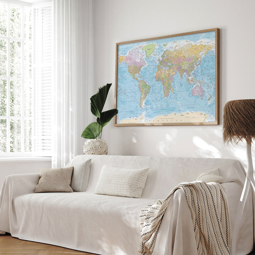 Verdenskort i egetræsramme - Political - Opslagstavle - Incado