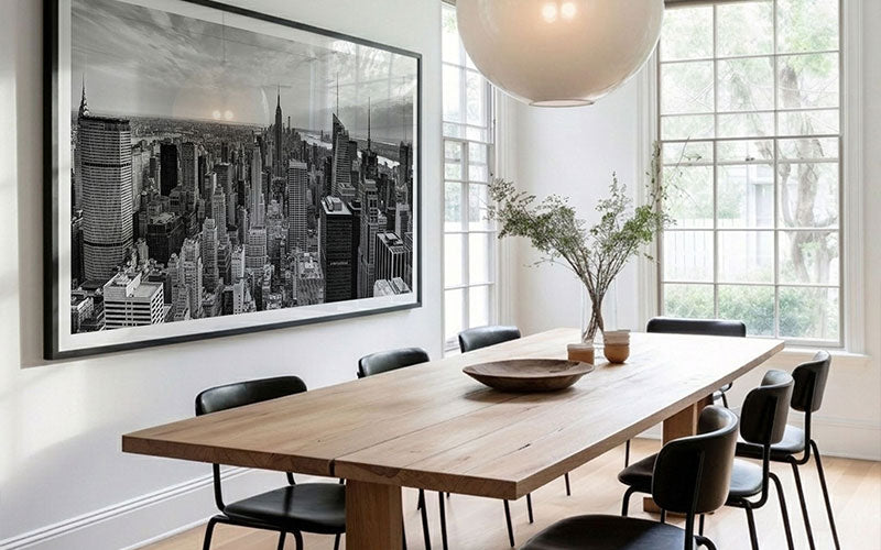 Oversize indramninger: Stor kunst med dybde